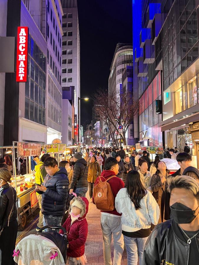 24 Guesthouse Dongdaemun Market Seoul Bagian luar foto